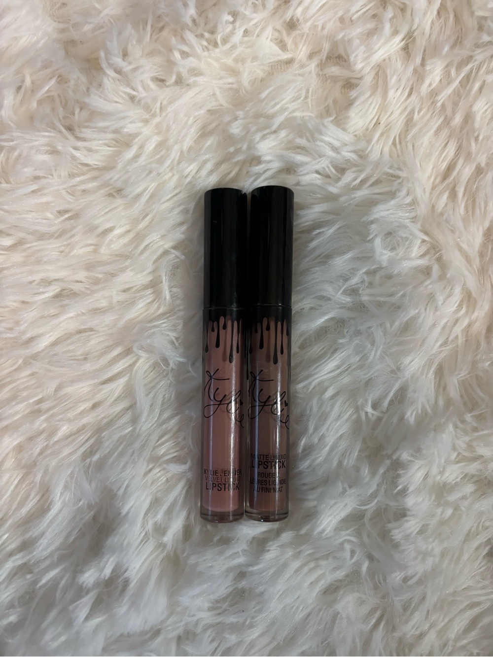 Kylie Cosmetics Nude Liquid Lipstick Duo in Shades Moon & Bare